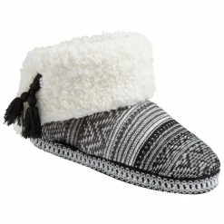 Cheap 🥰 Muk Luks Melinda Cuff Bootie 👩 Women's Slippers White/Black ⌛